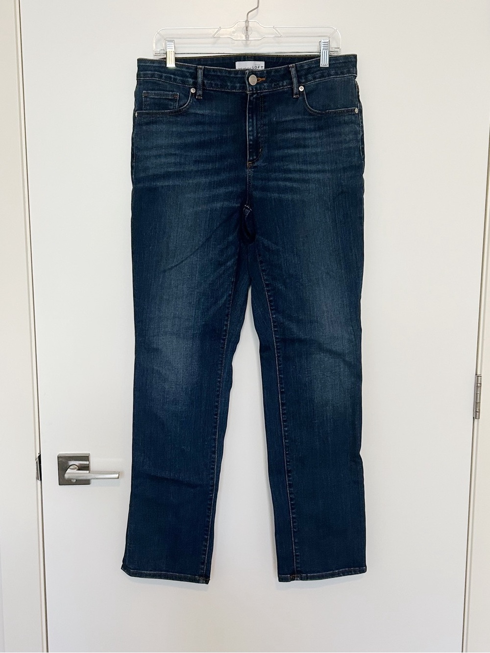 LOFT Curvy Straight Jeans